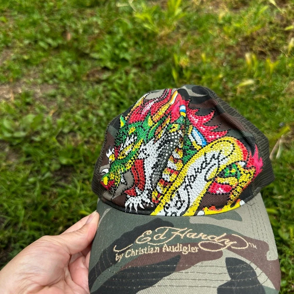 Vintage Ed Hardy Snap Back Trucker Hat Cap Bedazzled Embroidered Dragon Ed Hardy Red Glitter Dragon Hat NWT Y2K Truckers Style Hat  main image 2